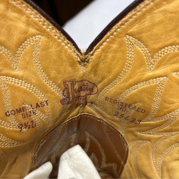 Justin Tan Leather Cowboy Boots
